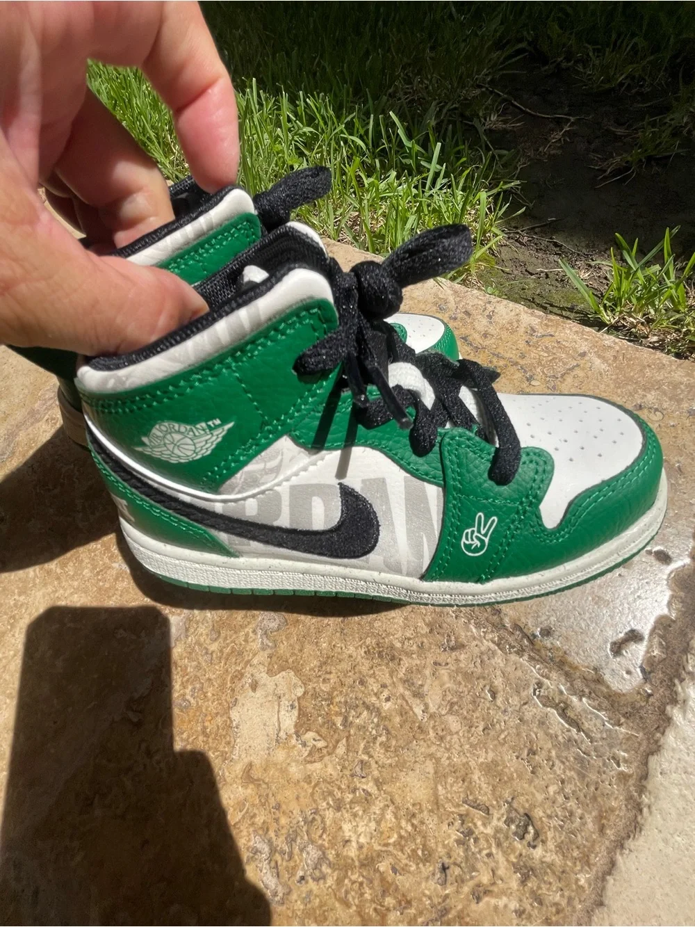 New Jordan Air Jordan 1 Green White Black High Top Leather Sneakers Kids 10c